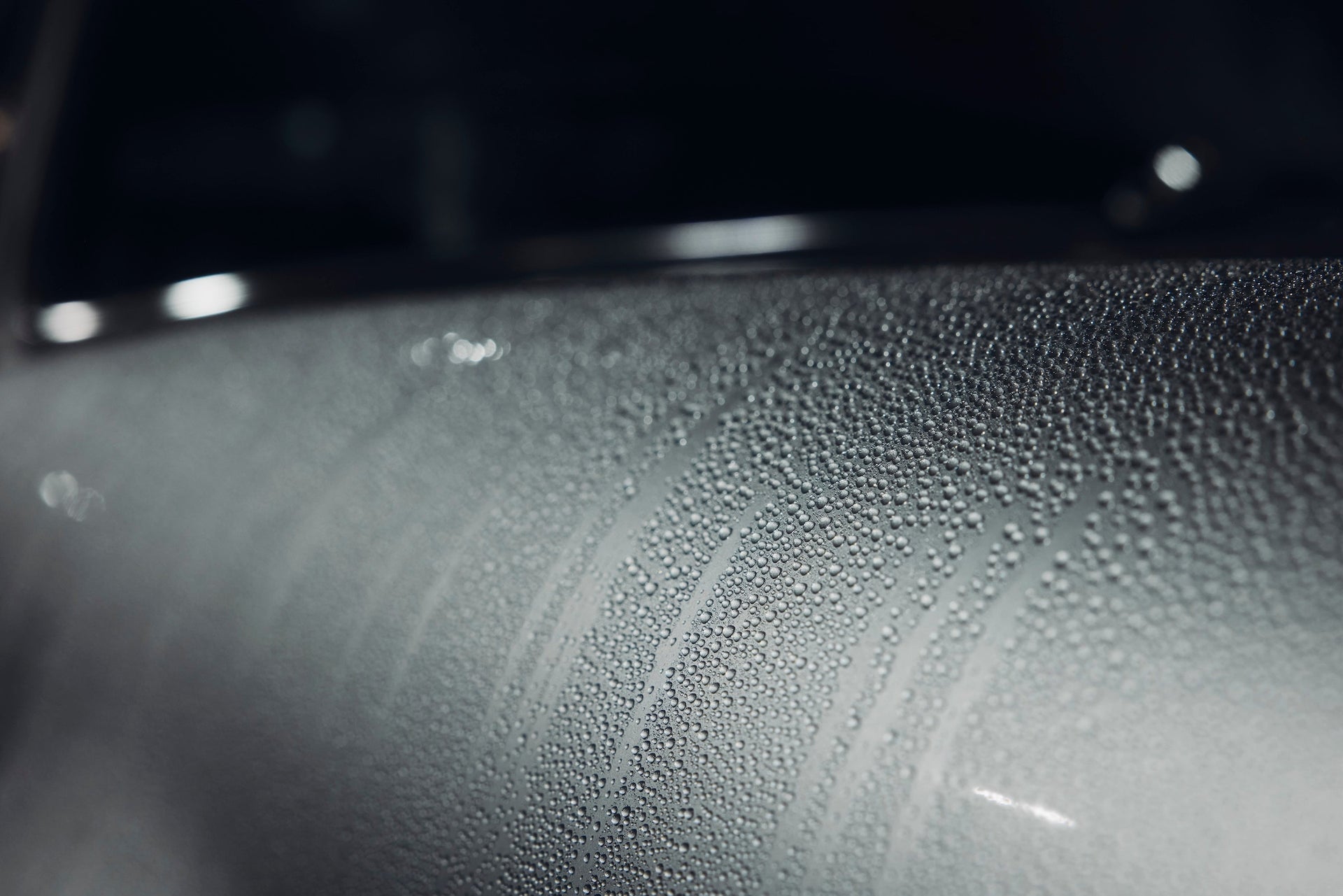 Bilvoks vs. keramisk coating – hva er det beste valget for din bil?